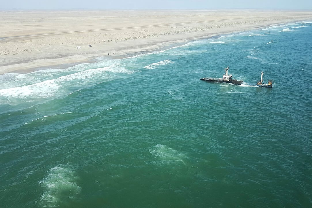 namibia-bestplaces-skeletoncoast__0001_02