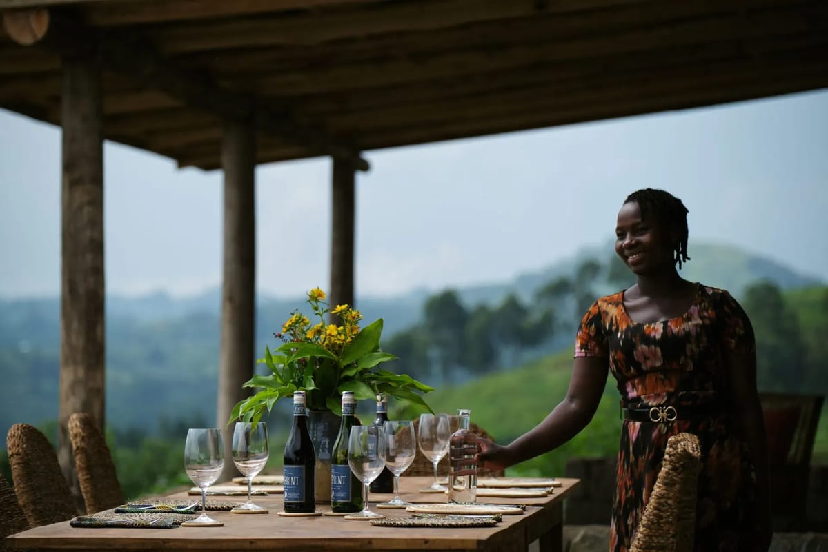 Uganda Kibale Lodge dining